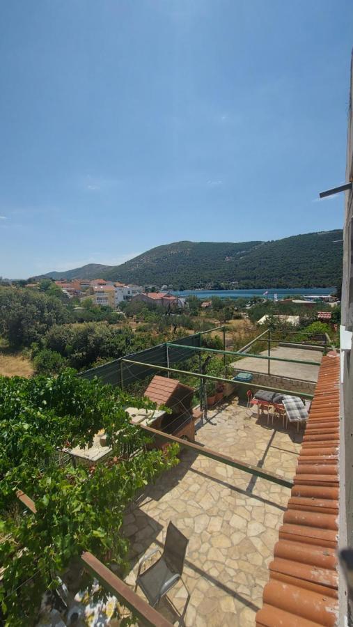 Apartmani Mlinar - Two Bedroom Apartment With Seaview Grebaštica Eksteriør bilde
