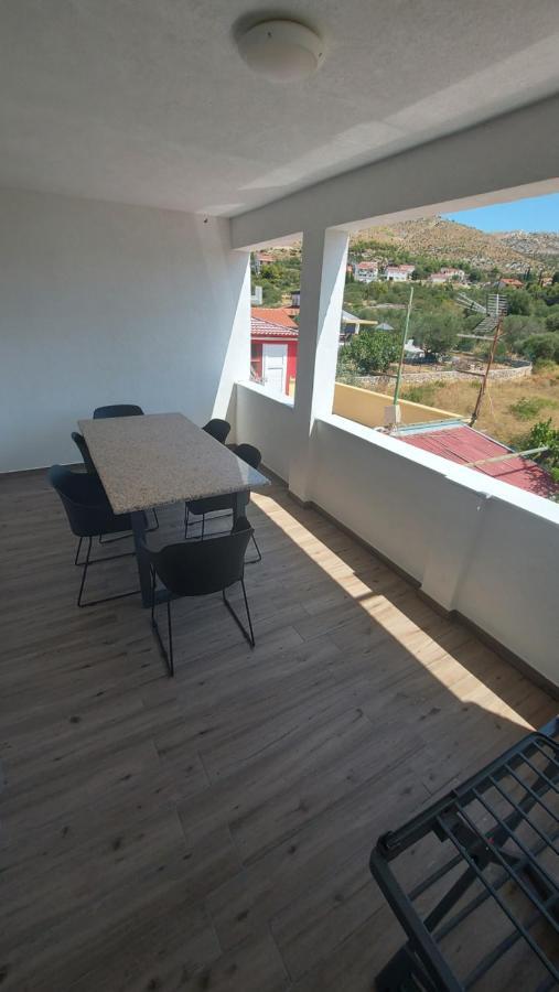 Apartmani Mlinar - Two Bedroom Apartment With Seaview Grebaštica Eksteriør bilde