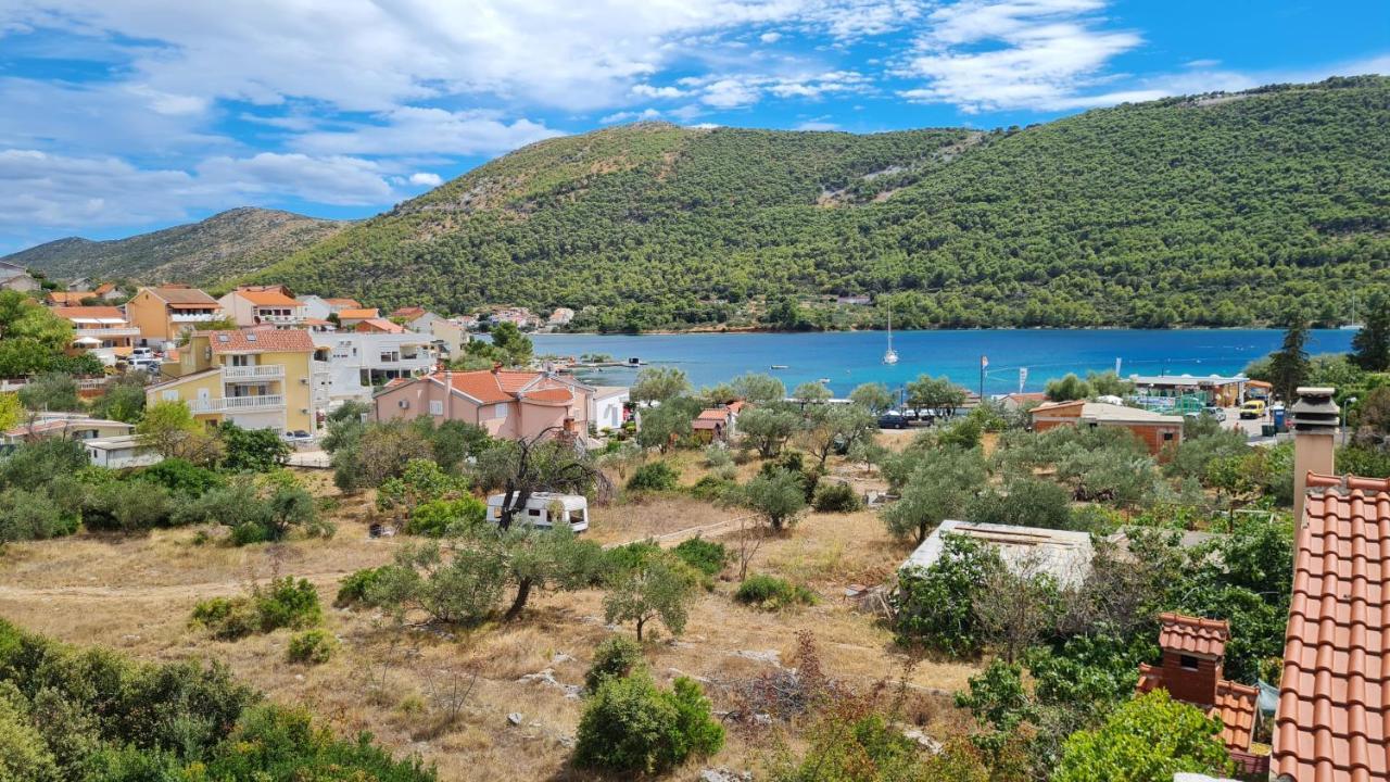 Apartmani Mlinar - Two Bedroom Apartment With Seaview Grebaštica Eksteriør bilde